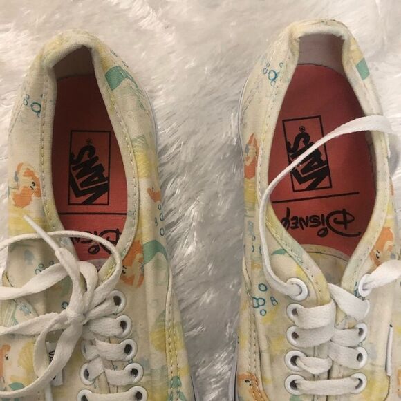 Vans Authentic -Disney Ariel' Sneaker size 8 - Picture 4 of 6